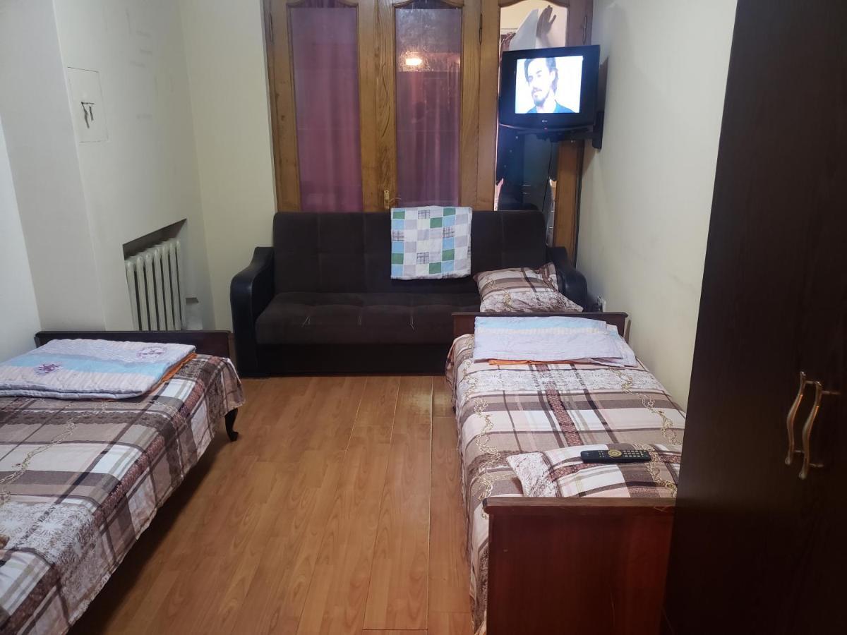 Intercity Hostel Batumi Zewnętrze zdjęcie