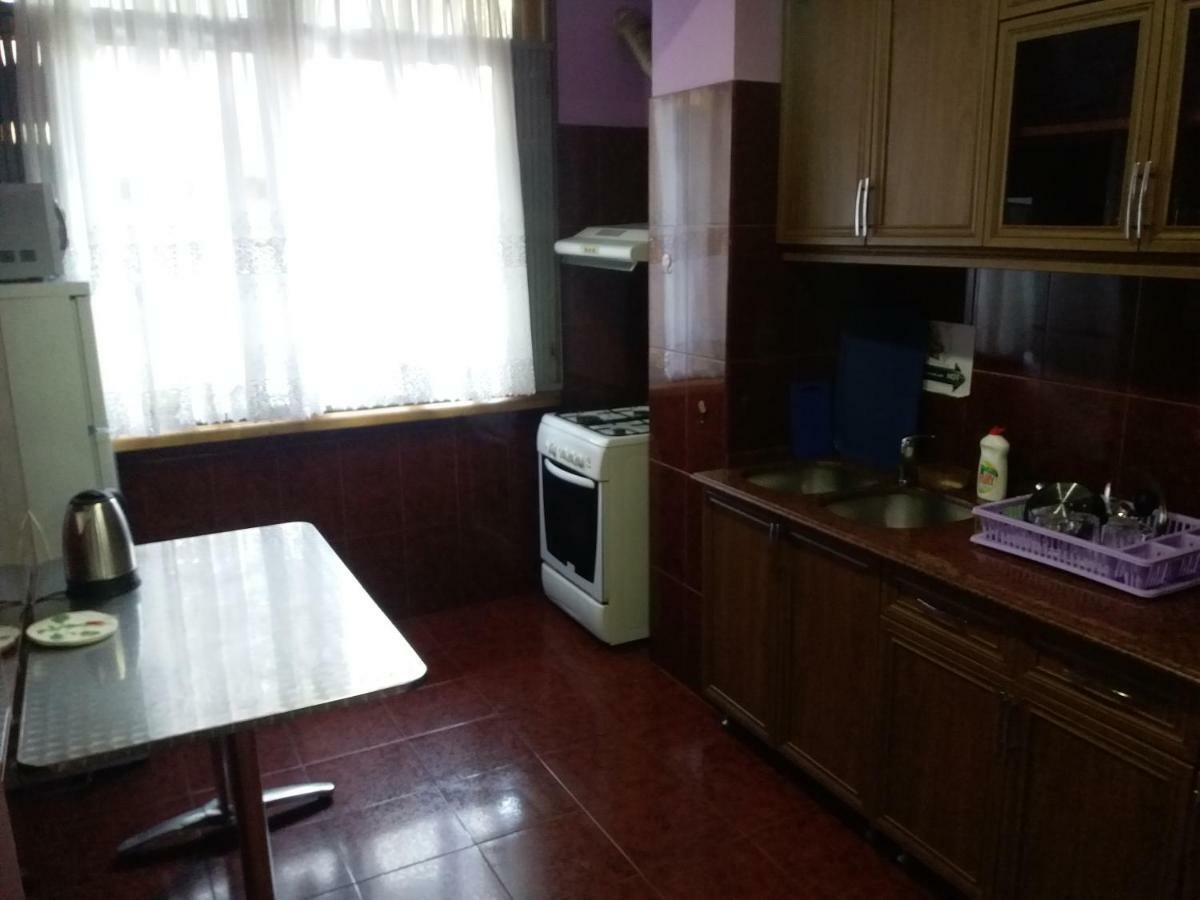 Intercity Hostel Batumi Zewnętrze zdjęcie